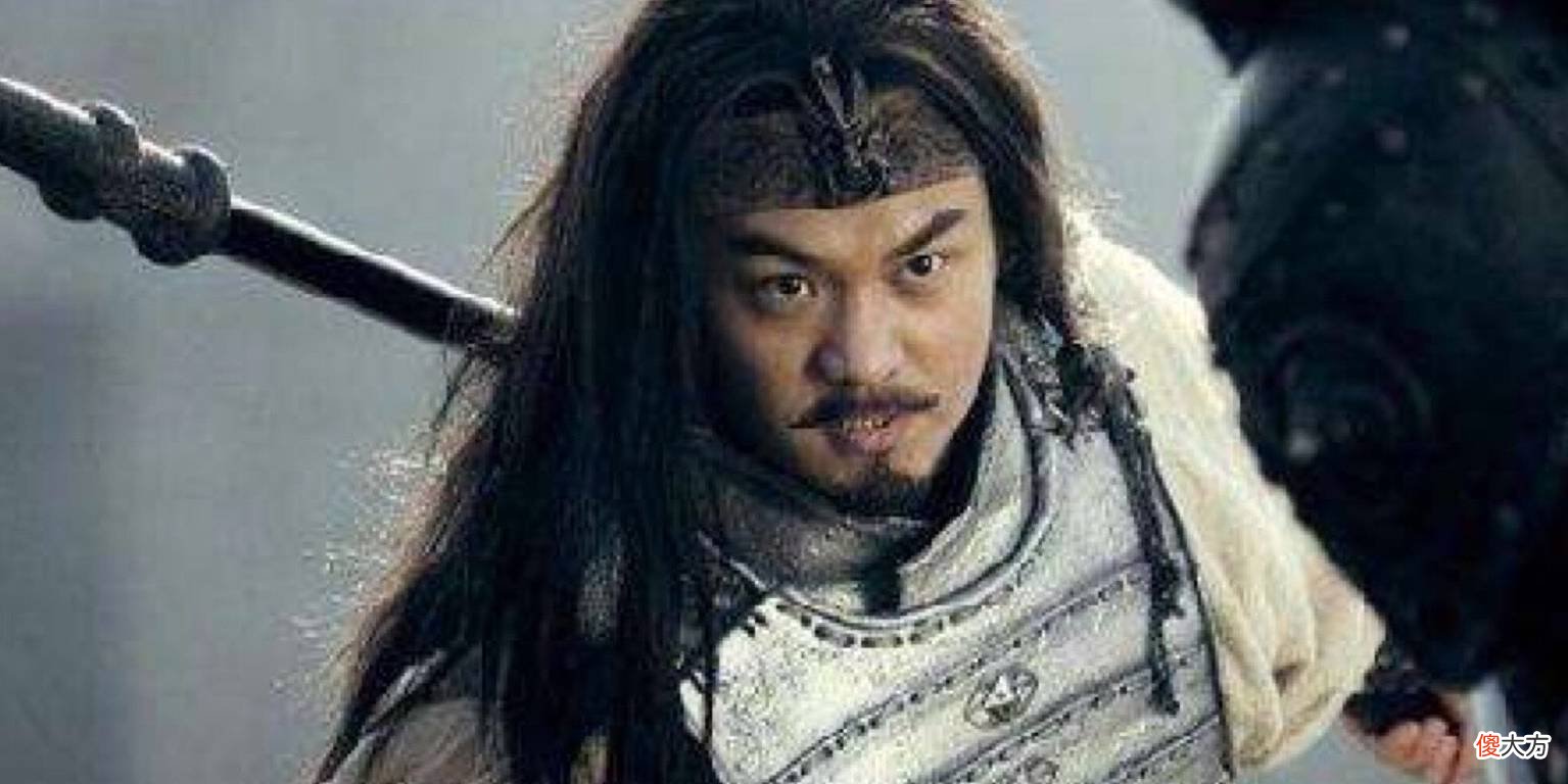 【爱历史】曹操一生最狼狈的事件是赤壁之战,马超将曹操打的落花流水