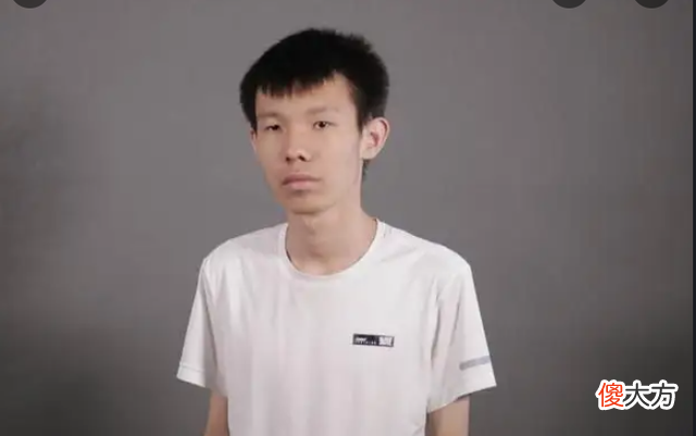【游戏世界】网友质疑电竞经理，卷毛妹扣战力一样，张嘉文直言：戏剧性冲突