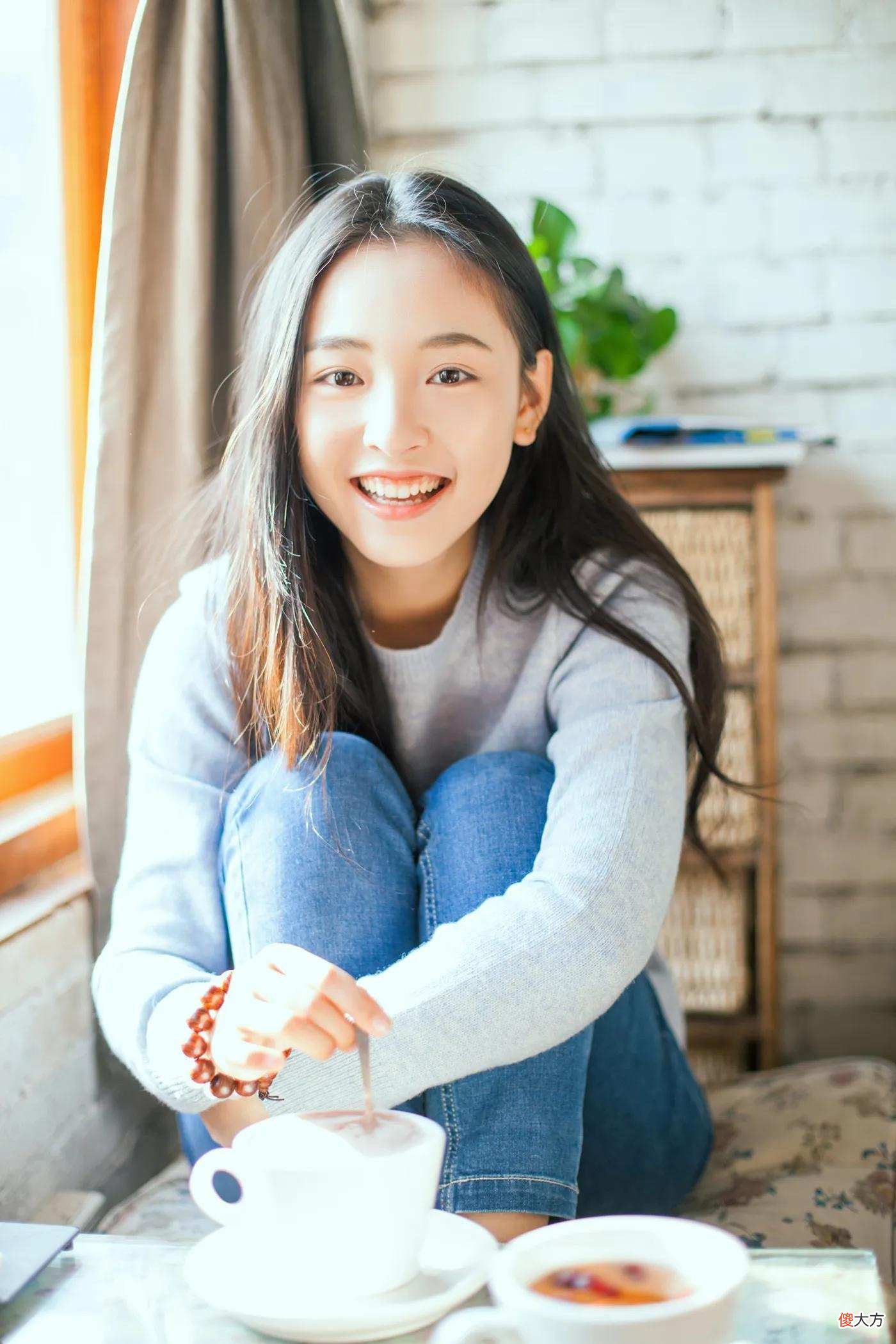 【就爱时尚】眼窝凹陷才是“毁容利器”，堪称女明星的“颜值杀手”