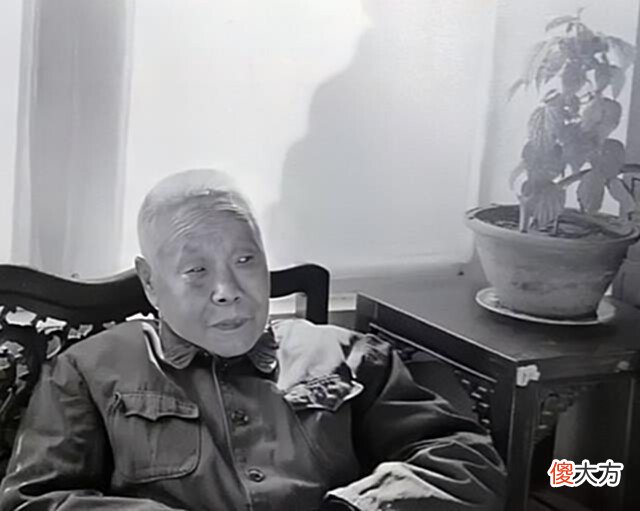 【爱历史】晚清一代宦官小德张老照片:相貌英俊巧舌如簧,深得慈禧太后欢心