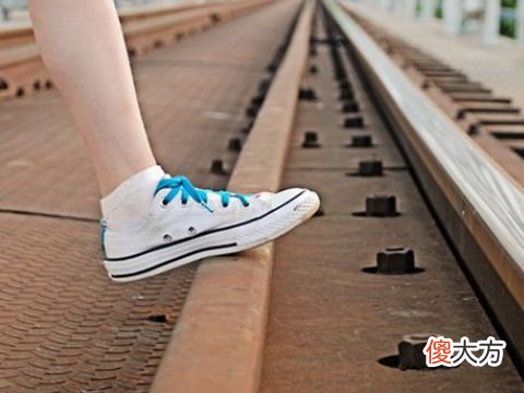 梦见丢一只鞋