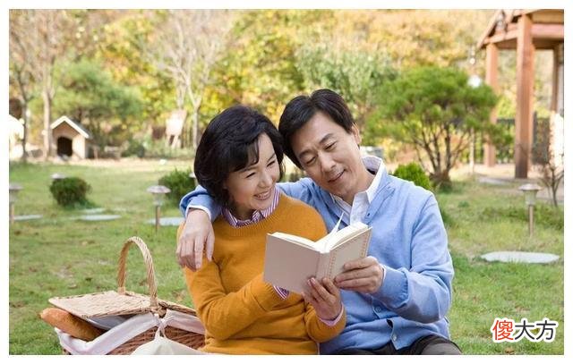 52岁保姆看上66岁大爷，要求只同居不结婚，大爷：差点上了你