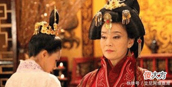 【爱历史】她让四代皇帝头疼, 在当时算是不忠不孝, 但最后却能善终