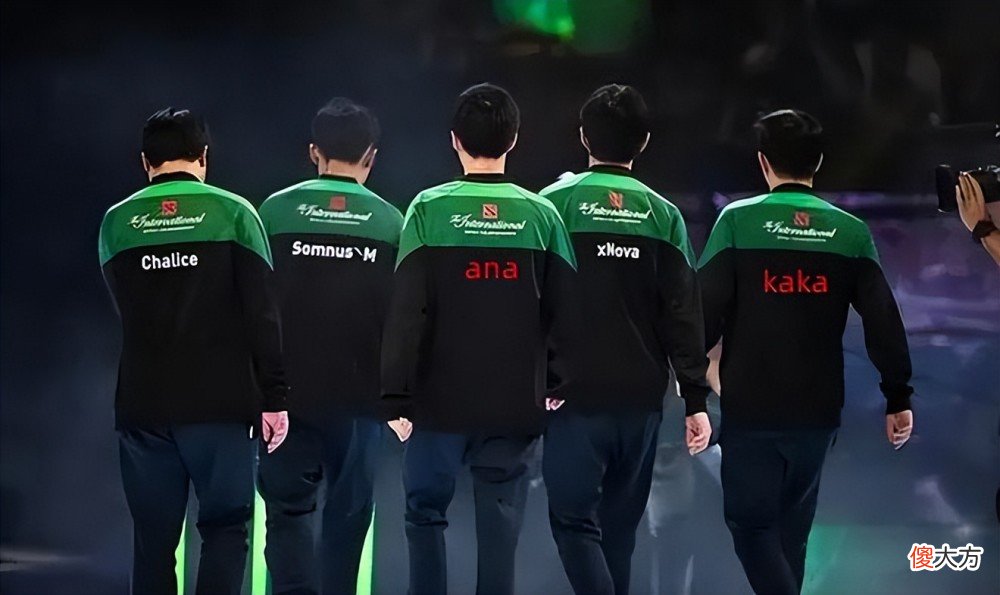 【游戏世界】Dota2-他是CN赛区的天命之子，想摆烂都摆不了，只因战队太给力！
