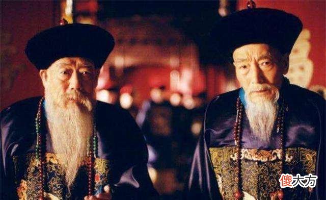 【历史故事】曾国藩围困天京，咸丰皇帝出一道上谕，曾国藩为何将其吃到肚子里