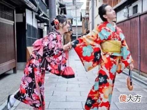 梦见穿和服