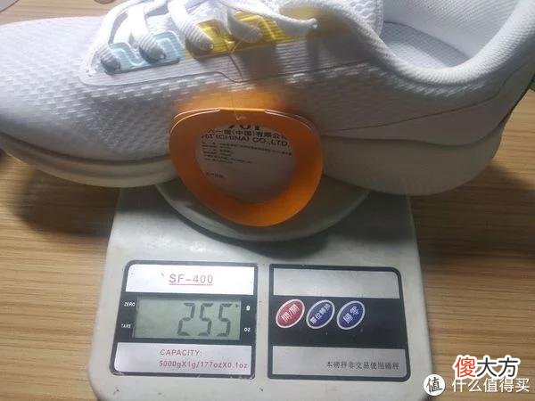 【时尚一点】99元的361Q弹科技轻质减震跑鞋开箱简评