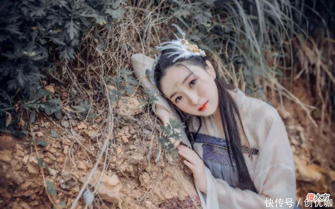 【十二星座】活得漂亮的3个生肖，2022下半年，一路走高，顺风顺水，衣食无忧