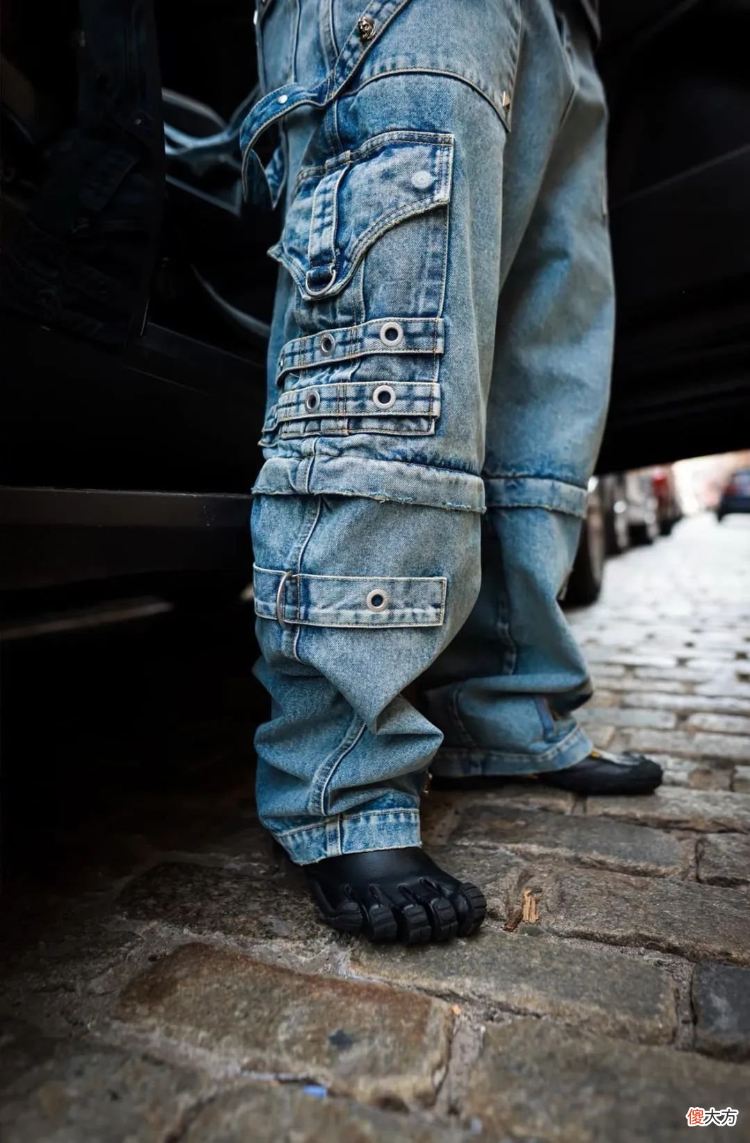 【就爱时尚】顶男必备，Balenciaga、Y/Project 的“工装牛仔裤”正在街头乱杀