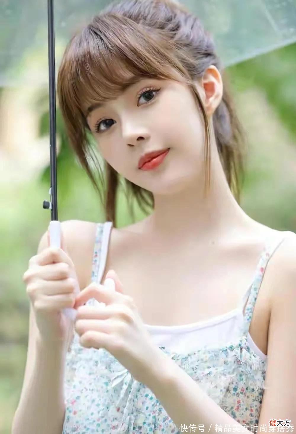 【就爱时尚】娇俏、甜美、灵动的少女，尽显青春气息