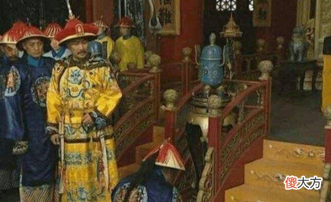 【历史故事】《雍正王朝》中，隆科多的“危机”在哪里？