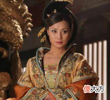 【历史故事】她是中国历史上服侍过六位皇帝的女人，创造前无古人后无来者奇迹