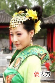 【爱历史】明穆宗朱载垕只得再娶陈氏为续弦，李贵妃听后十分感动