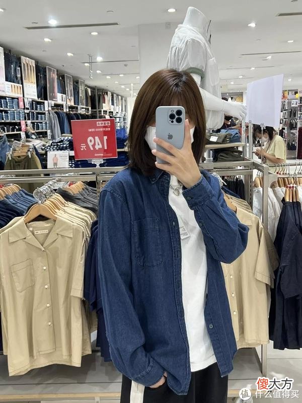 【时尚一点】优衣库打折啦！小姐姐帮你试男装，12件平价百搭的优衣库男装推荐！