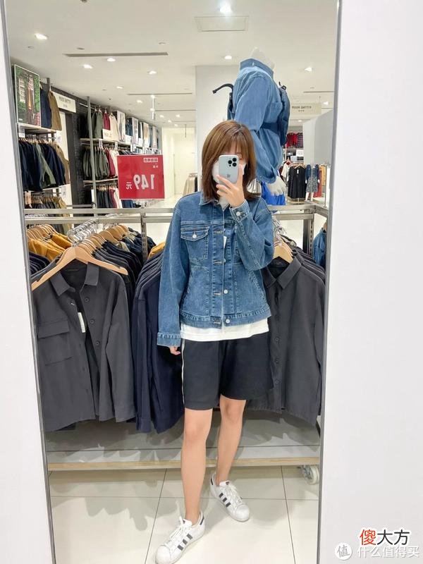 【时尚一点】优衣库打折啦！小姐姐帮你试男装，12件平价百搭的优衣库男装推荐！