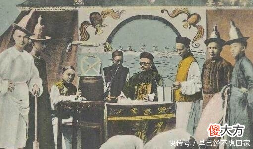 【爱历史】清朝罕见老照片：溥仪戴着墨镜，最后一位创造过11项中国第一！