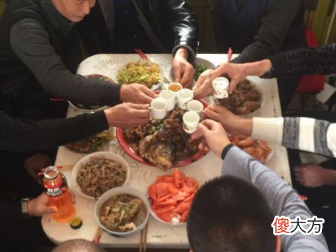 梦见走亲戚没有吃饭