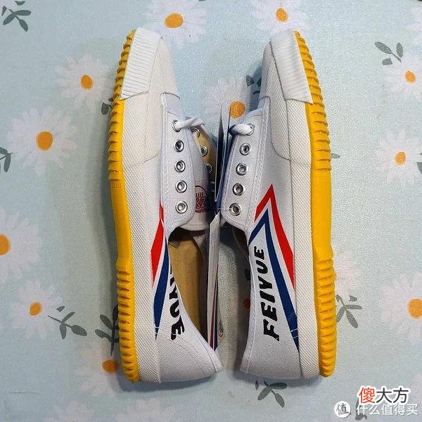 【就爱时尚】飞跃，不止大孚，还有勇士--回力版与大孚版飞跃小白鞋上脚对比