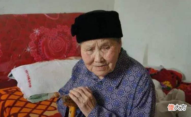 【历史故事】湖南第一寿星田龙玉生了13个孩子，丈夫提议领养几个孩子