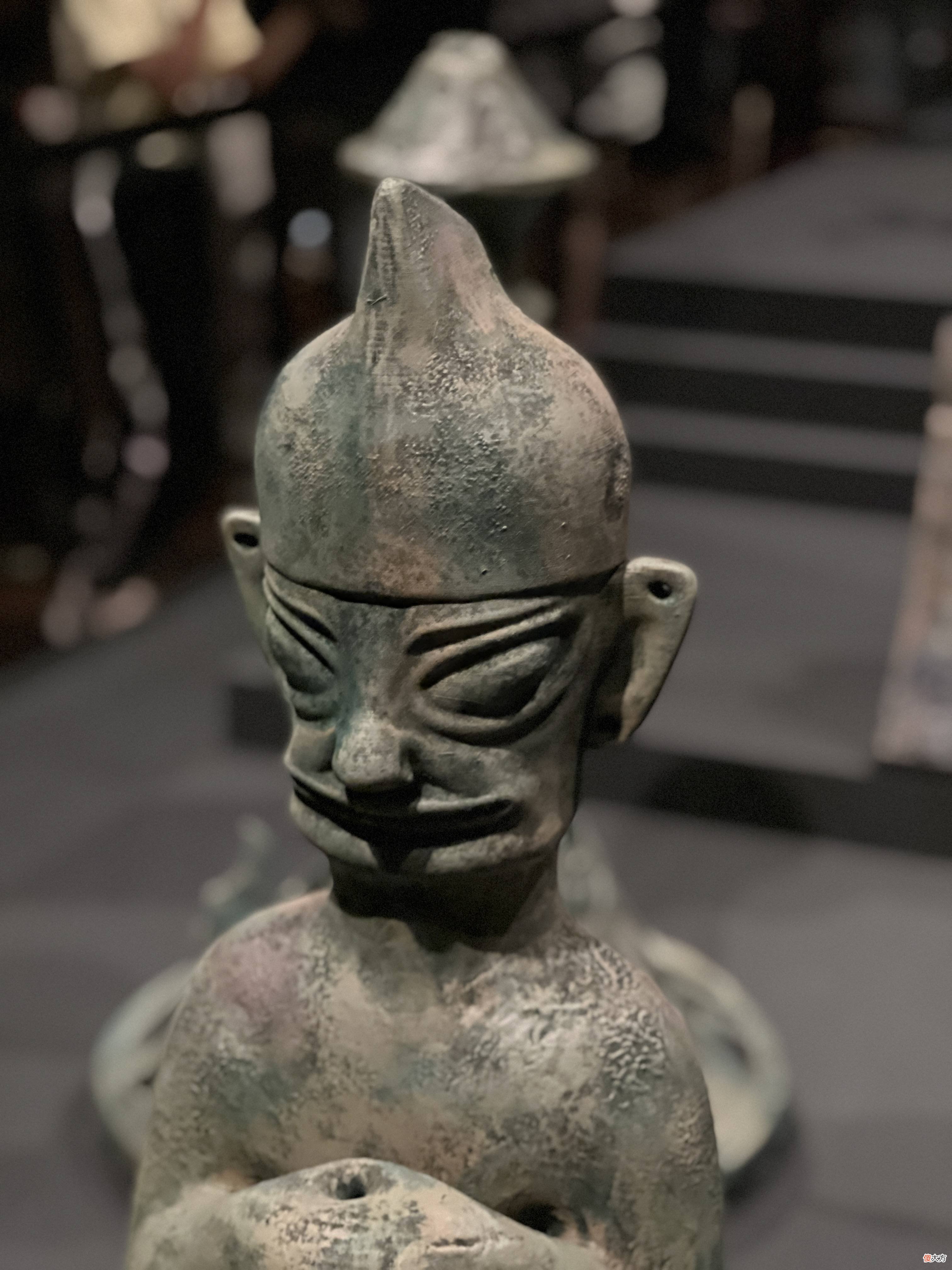 【历史故事】“理解三星堆：祭祀场景中的铜器、玉器与象牙、虎牙”展览开幕