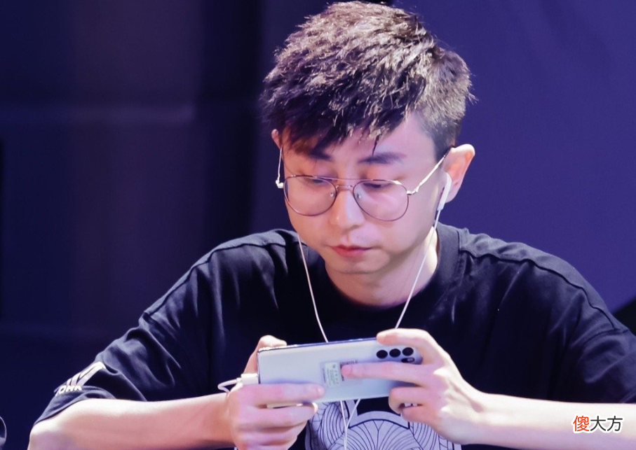 【游戏迷】水晶哥大话说早了，被对手教育后，喜当儿