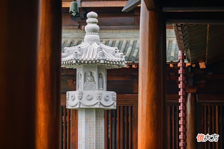 【爱历史】抛弃妻儿老小，李叔同剃发出家，丰子恺三句话揭露真实原因