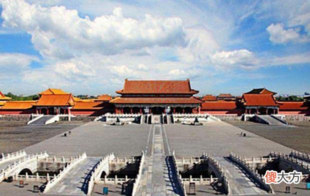 【爱历史】严嵩和张居正都是大明权臣，俩人区别是什么？
