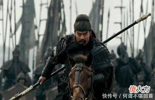 【历史故事】三国演义中关羽一刀斩颜良，正史是咋记载的？比演义可怕