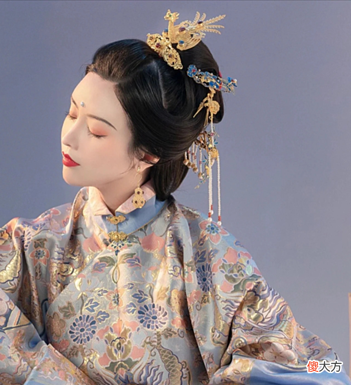 【历史故事】带着十两黄金回到古代,能买多少东西,带你看看真实的情况