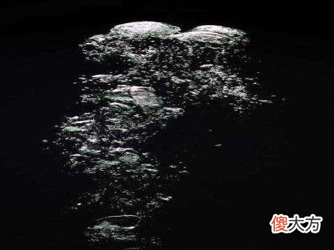 梦见黑水