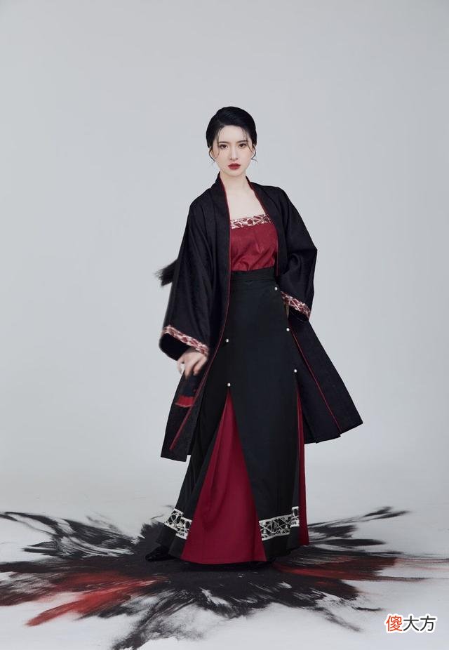 【就爱时尚】宋制汉服原来还能这么“帅”！不仅百搭，还酷飒十足