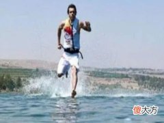 梦见在大水里走