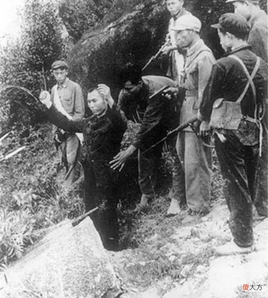 【历史故事】1949年老人找公安局，自称“认识主席”，北京指示：立即逮捕！