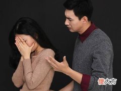 梦见自己的妻子出轨