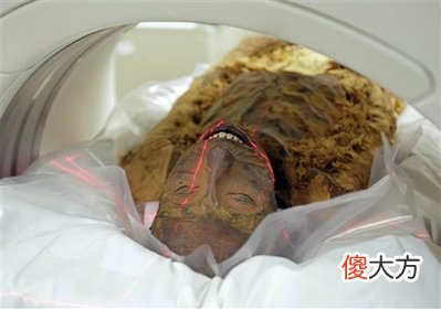 三百年干尸复活，千年木乃伊仍有呼吸，震撼科学家