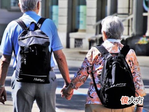 梦见外公外婆