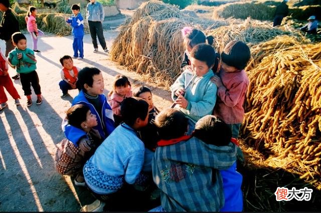 2008年初，女子称40年没睡过觉，科学仪器下，她说的话是真是假？