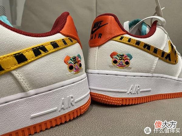 【时尚一点】刺绣虎头的Nike Air Force 1
