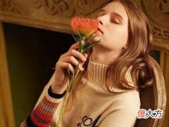 梦见自己很吸引异性