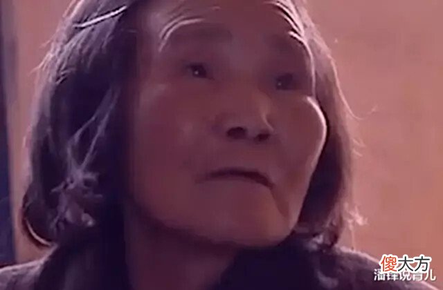 【历史故事】湖南70岁文盲老太,写下神秘的百万字“天书”,专家检查后发现端倪