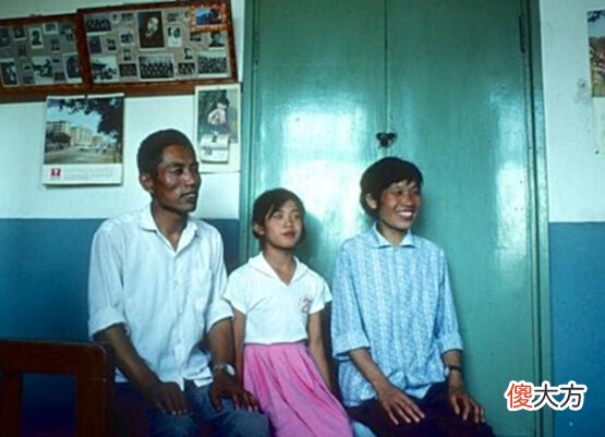 【历史故事】老照片:1978年的鞍山钢铁厂,钢铁工人们彼时的生活场景
