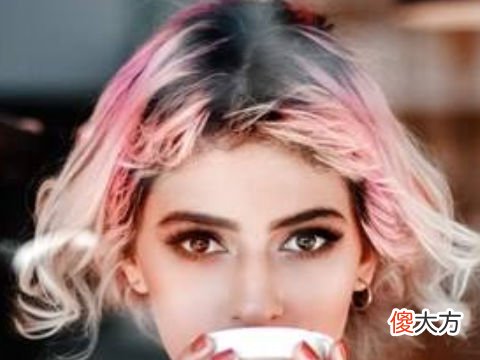 梦见自己头上有白头发