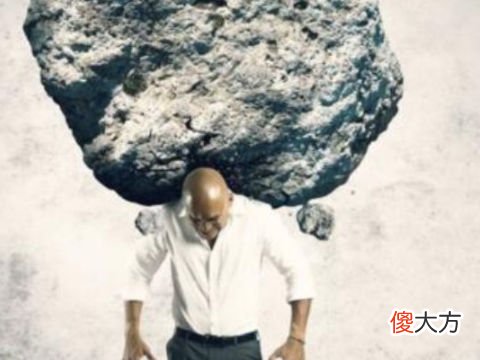 梦见背着东西走路