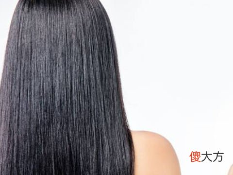 梦见自己头发又黑又长