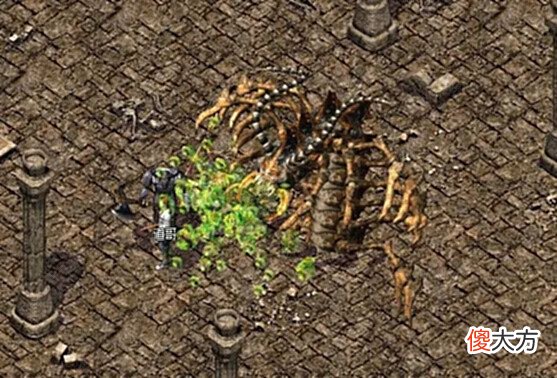 【游戏世界】热血传奇:两大拼凑的顶级BOSS,能爆顶级神兵和麻痹戒指