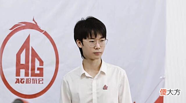 【游戏世界】AG中单大概率轮流上,云黎重新跟训,网友表示换汤不换药