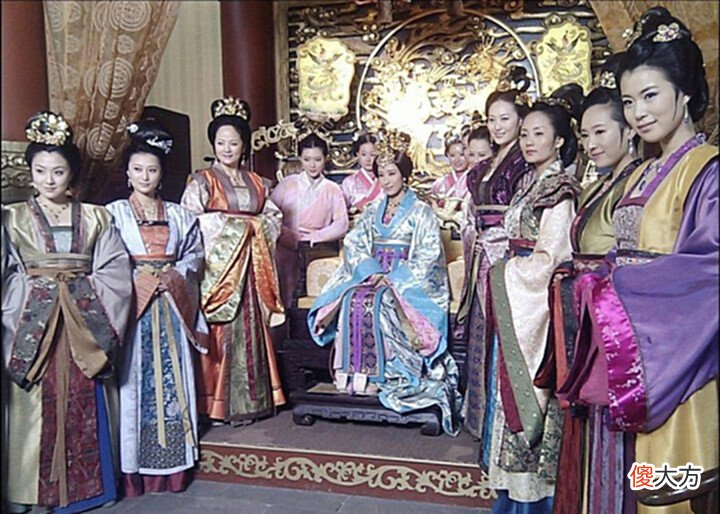【爱历史】古代妃嫔的悲哀：得到皇帝临幸后，还会被太监再占“便宜”