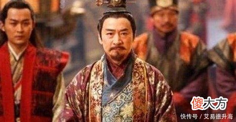 【历史故事】权臣说:我想要退休,大臣争相称赞,谋士顿悟:他想称帝