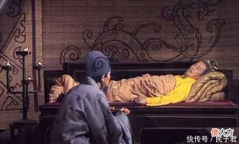 【爱历史】刘备临死前留下12个字，孔明若执行，三国历史或将改写