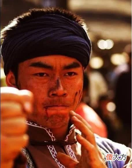 【历史故事】他被光绪帝称为苗中豪杰，28岁杀退法军，捍卫云南边疆一生